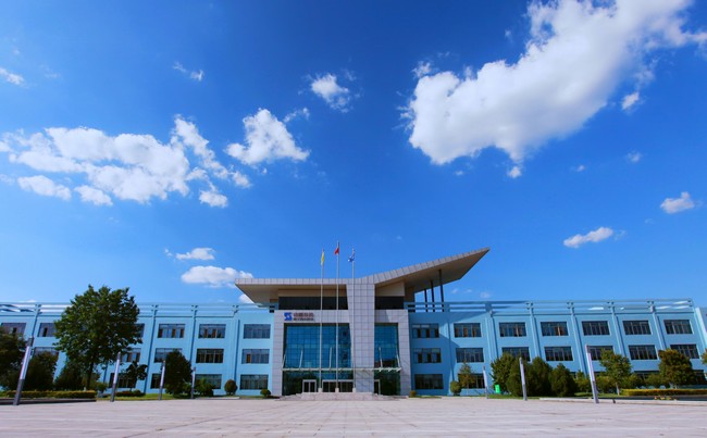 11月11日，cq9电子收购山重建机，成为全资子公司